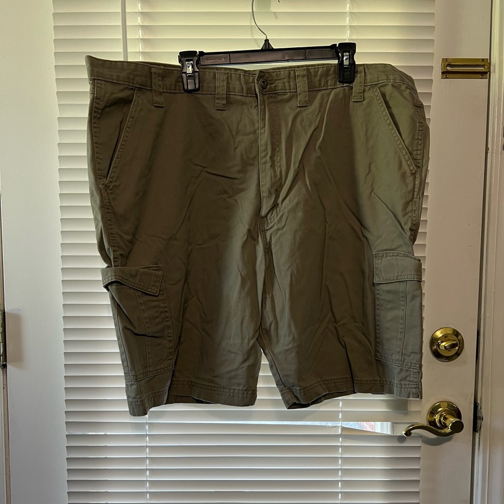 EUC Wrangler authentics cargo shorts